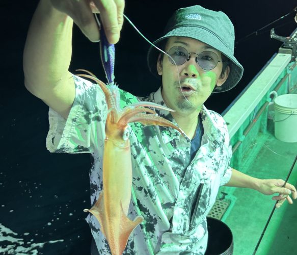 アカイカ・アオリイカ
